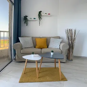 https://ocean-view-studio-wifi-pool.in-canary-islands.com